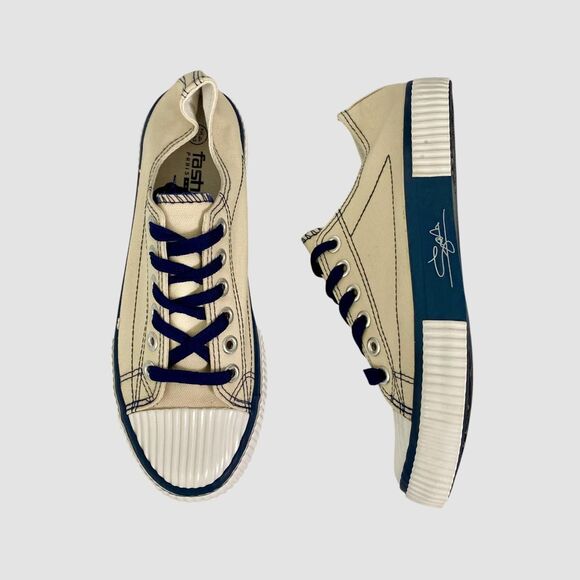 NWOB Cream Navy Blue Skater Lace Up Fashion Sneaker EU 42 US 11.5 - Picture 1 of 8